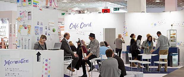 Auch im kommenden Jahr werden die zehn besten Grußkartenentwürfe wieder im Café Card auf der Paperworld in Frankfurt am Main gezeigt.