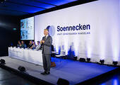 Soennecken-Vorstandssprecher Dr. Benedikt Erdmann bei der Generalversammlung im vergangenen Jahr.