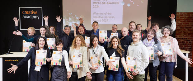 Alle Gewinner:innen des Creative Impulse Awards 2024. Foto: Messe Frankfurt Exhibition GmbH, Jean-Luc Valentin