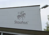 Der vorläufige Insolvenzverwalter der Staufen GmbH sucht kurzfristig einen Investor für die Übernahme des Geschäftsbetriebs und der Mitarbeiter.