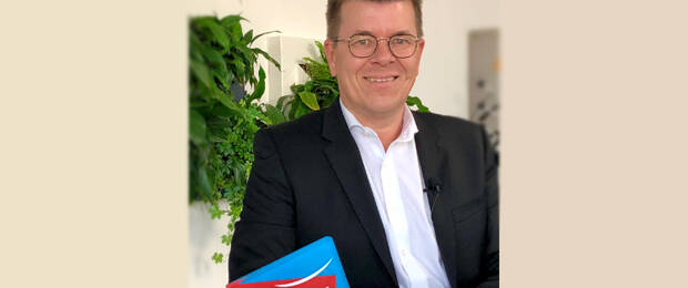 Freut sich über die Auszeichnung für den Versandhandel von Weltbild – Christian Sailer, CEO des Versandbuchhändlers. (Bild: Weltbild)