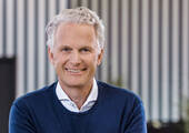 Dr. Benedikt Erdmann, Vorstandssprecher bei Soennecken: neue virtuelle Angebote für die Mitglieder gestartet (Bild: Soennecken)