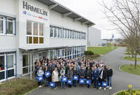 Die duoRetailNet startete pünktlich zum Frühling in den Räumlichkeiten der Hameln GmbH. (Bild: duo schreib & spiel/ Hamelin GmbH)