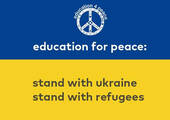 „Mit Bildung Frieden schaffen“: „education4peace“ sammelt Spenden und Produkte rund um Schultaschen, Notizbücher und Schreibgeräte.